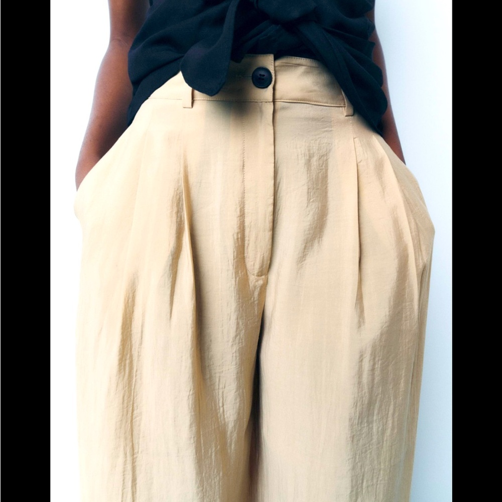 Zara limited edition organic cotton loose fit pleated pant